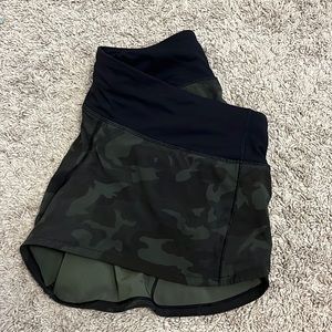 NWOT lululemon speed up shorts size 6 2.5